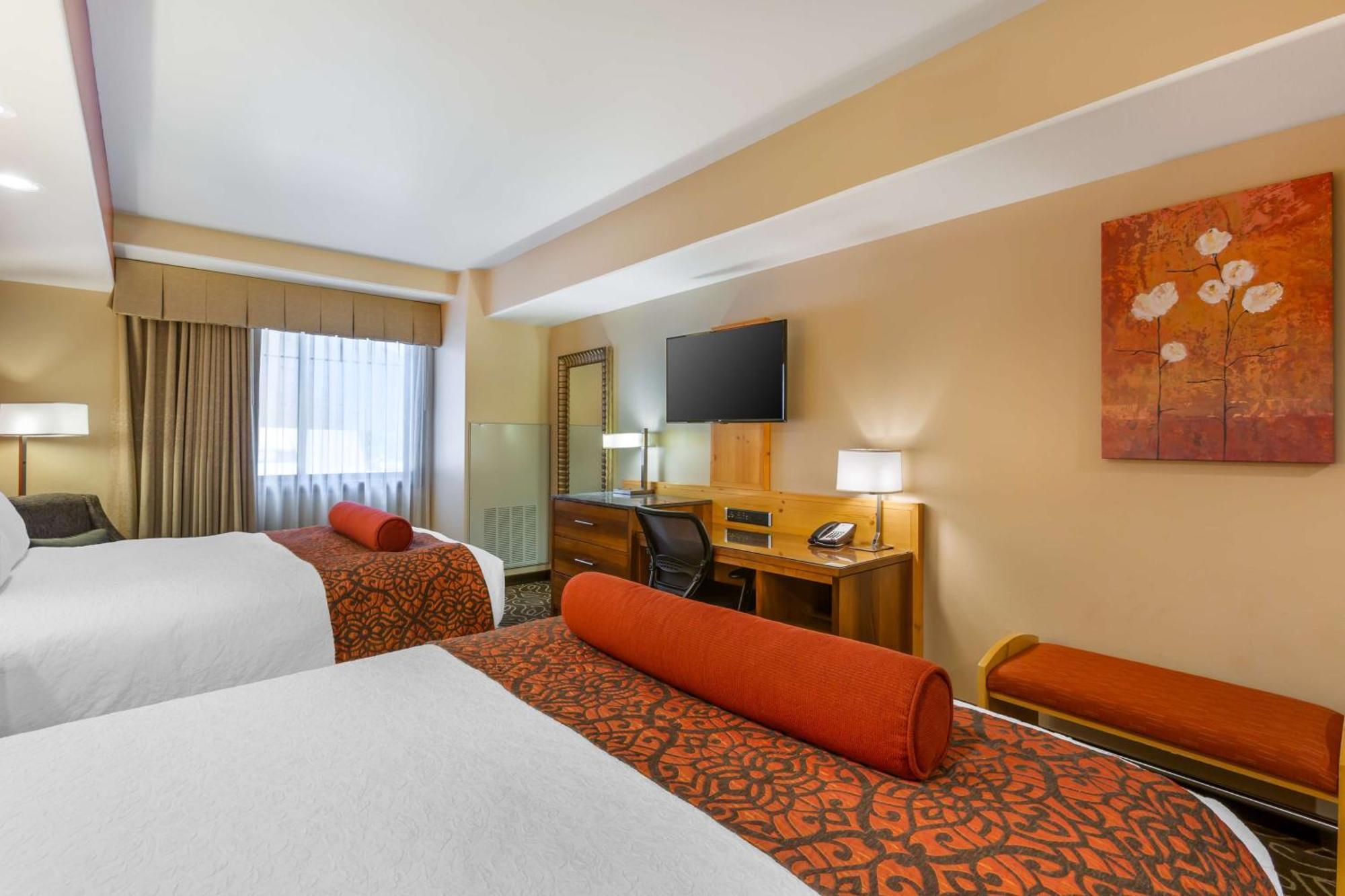 Best Western Premier Ivy Inn & Suites Коди Экстерьер фото