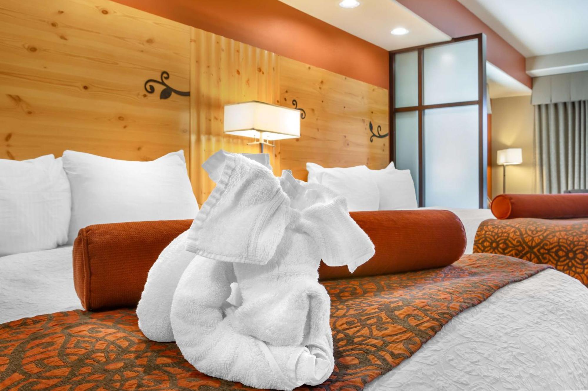 Best Western Premier Ivy Inn & Suites Коди Экстерьер фото