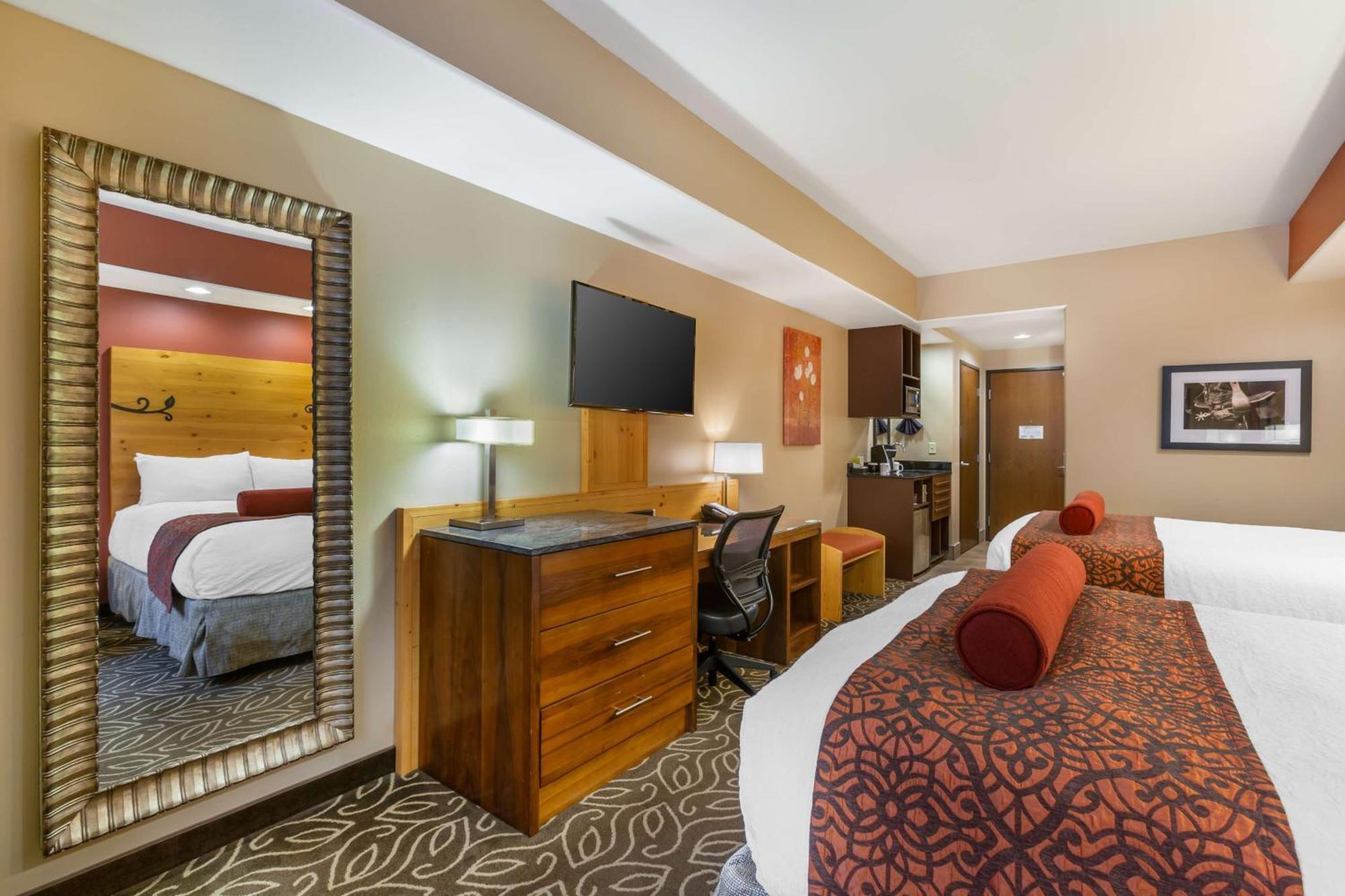 Best Western Premier Ivy Inn & Suites Коди Экстерьер фото