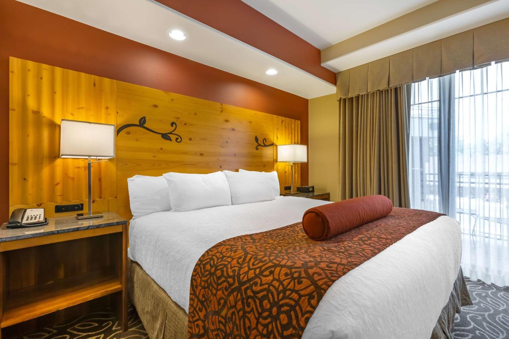 Best Western Premier Ivy Inn & Suites Коди Экстерьер фото