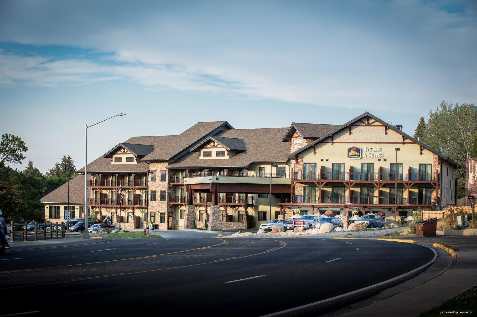 Best Western Premier Ivy Inn & Suites Коди Экстерьер фото